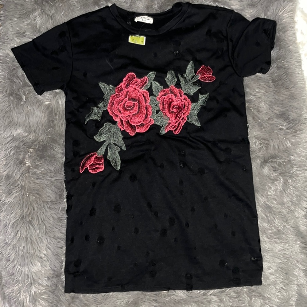 Black top with flowers. Distressed